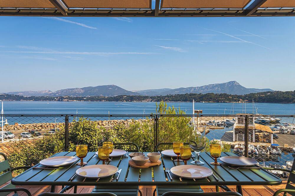 Villa du Port - Vue Mer Panoramique in Le Pradet, Parc national de Port-Cros