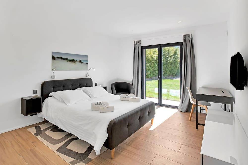 Villa Era Résumé:
La in Saint-Tropez, Région de Draguignan