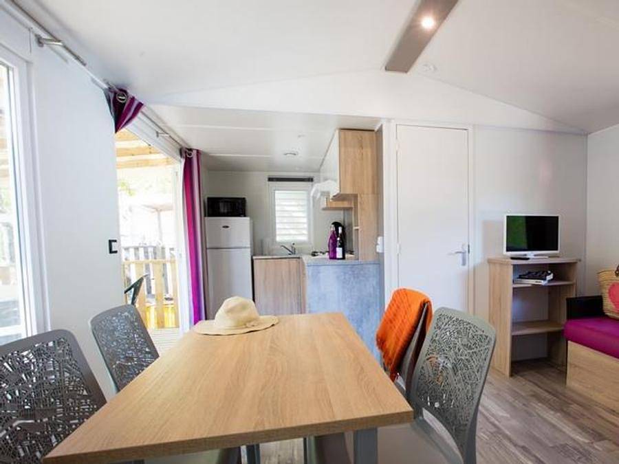 Camping La Nouzarède - Mobilhome 4 personnes - Lodge 30m² - 2 chambres in Joyeuse, Parc naturel régional des Monts d'Ardèche