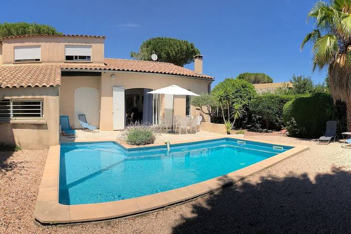 Villa pour 8 personnes, avec Jacuzzi à La Grande-Motte