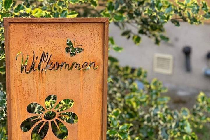 Ferienwohnung für 8 Personen, mit Garten und Balkon