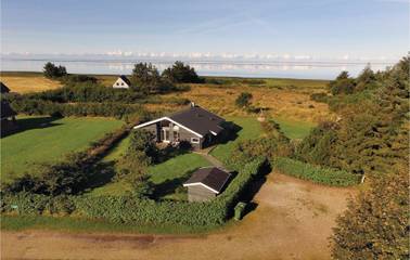 Ferienhaus für 8 Personen, mit Terrasse und Whirlpool sowie Garten und Sauna in Skjern