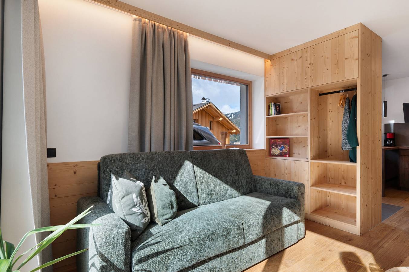Ganze Wohnung, Ferienwohnung 'Charly' mit Bergblick, Privatem Garten und Wi-Fi in Reinswald, Sarntal