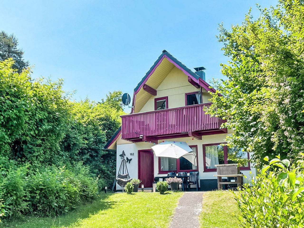 Haus Schmetterfly in Kirchheim, Knüllgebirge