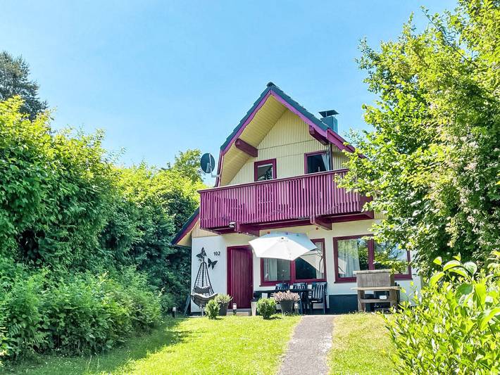 Ferienhaus für 6 Personen, mit Balkon und Garten - 1