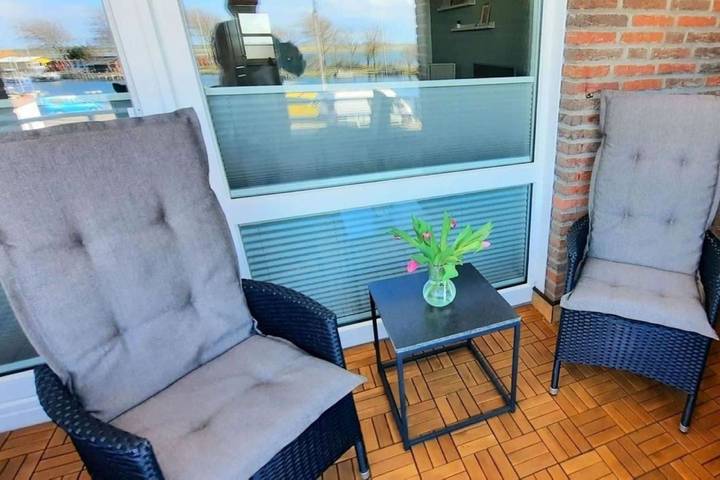 Ferienwohnung für 3 Personen, mit Balkon und Seeblick in Orth - 2