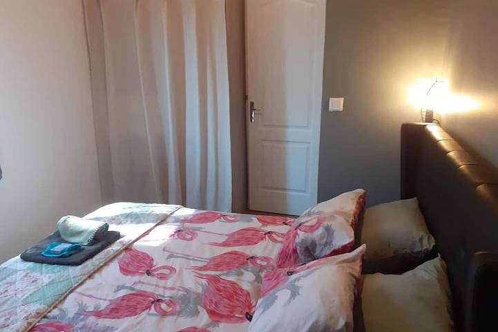 Location de vacances pour 7 personnes, avec jardin et terrasse dans Le Sambuc - 3