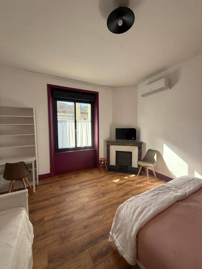 Maison d’hôte pour 2 personnes, avec terrasse ainsi que piscine et vue, animaux acceptés à Andancette - 3