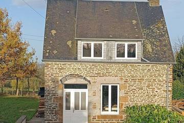 Gîte pour 6 personnes, avec terrasse et jardin à Saint-Martin-de-Landelles