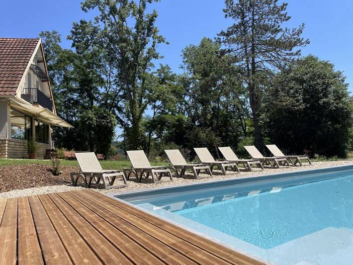 Chambre d’hôte pour 2 personnes, avec vue ainsi que jardin et piscine à Sarlat-la-Canéda - 4