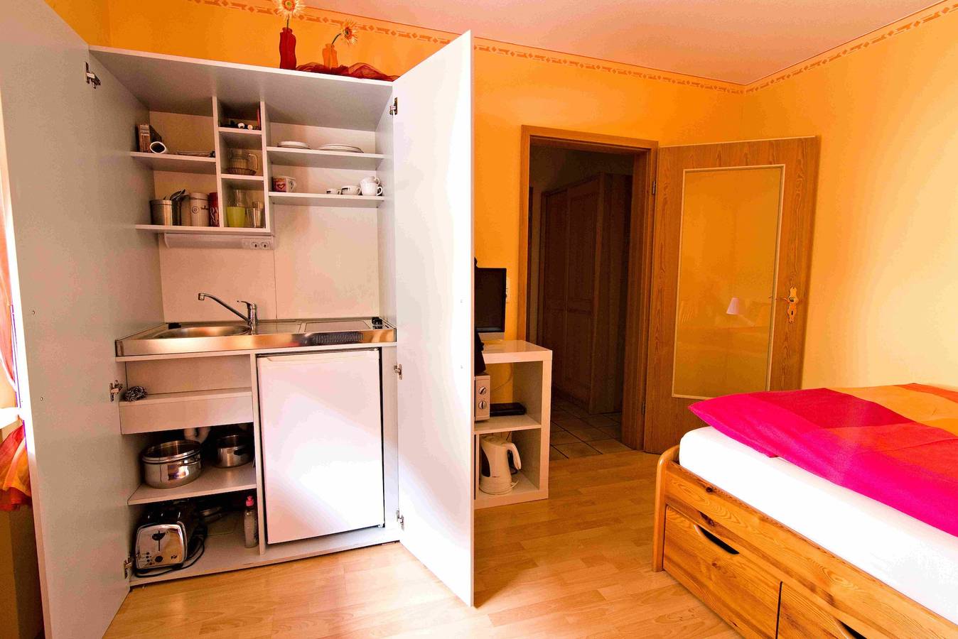 Ganze Wohnung, Ferienwohnung 'Mini' mit Bergblick, Gemeinschaftsgarten und Wi-Fi in Seelbach, Mittlerer Schwarzwald