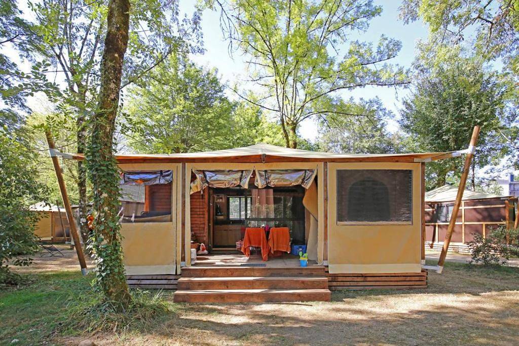 Camping Onlycamp De Chamarges in Die, Parc naturel régional du Vercors