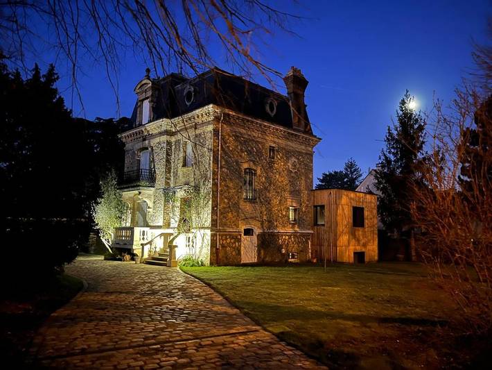 Location de vacances pour 10 personnes, avec Balcon ainsi que Terrasse et Jardin à Beauchamp