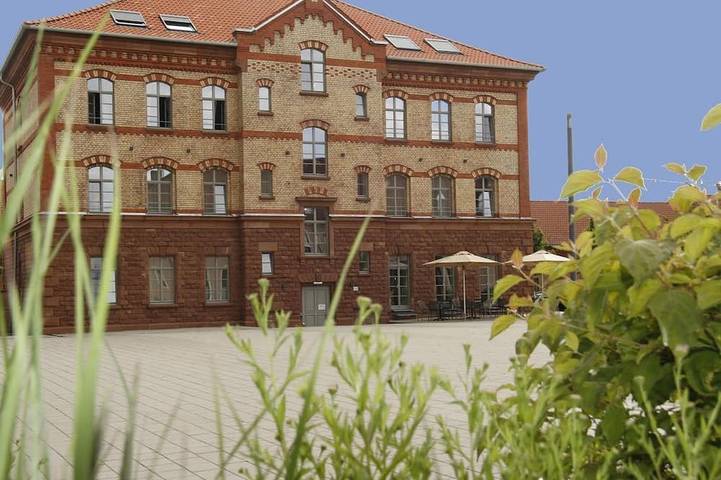Ferienhaus für 2 Personen, mit Terrasse und Sauna in Landau