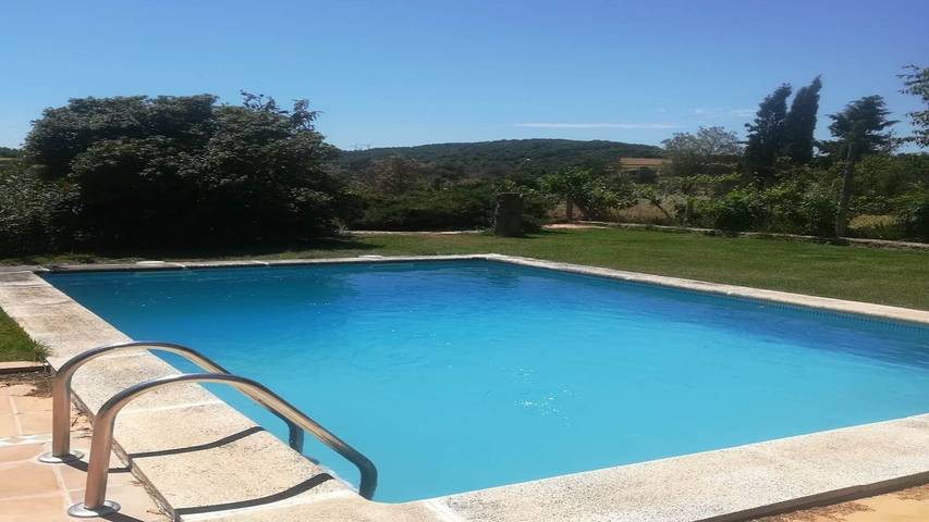 Apartamento para 6 personas, con jardín y piscina en Anoia (España)