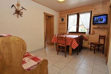 Gîte pour 4 personnes, avec balcon dans Office De Tourisme De La Chapelle D Abondance