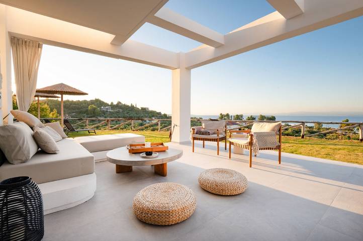 Villa für 8 Personen, mit Ausblick und Garten in Chalkidiki