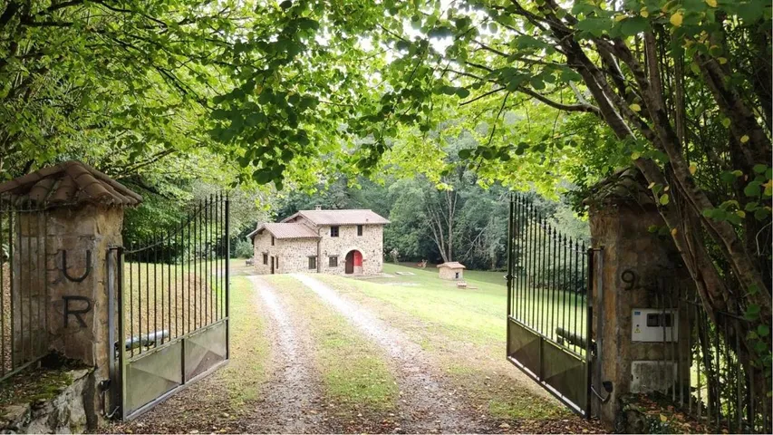 Ferienhaus für 12 Personen, mit Ausblick und Garten - 1