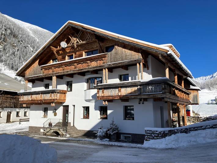 B&B für 2 Personen, mit Balkon in Tirol