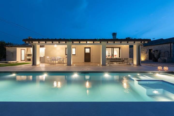 Appartement de vacances pour 6 personnes, avec piscine et jardin - 1