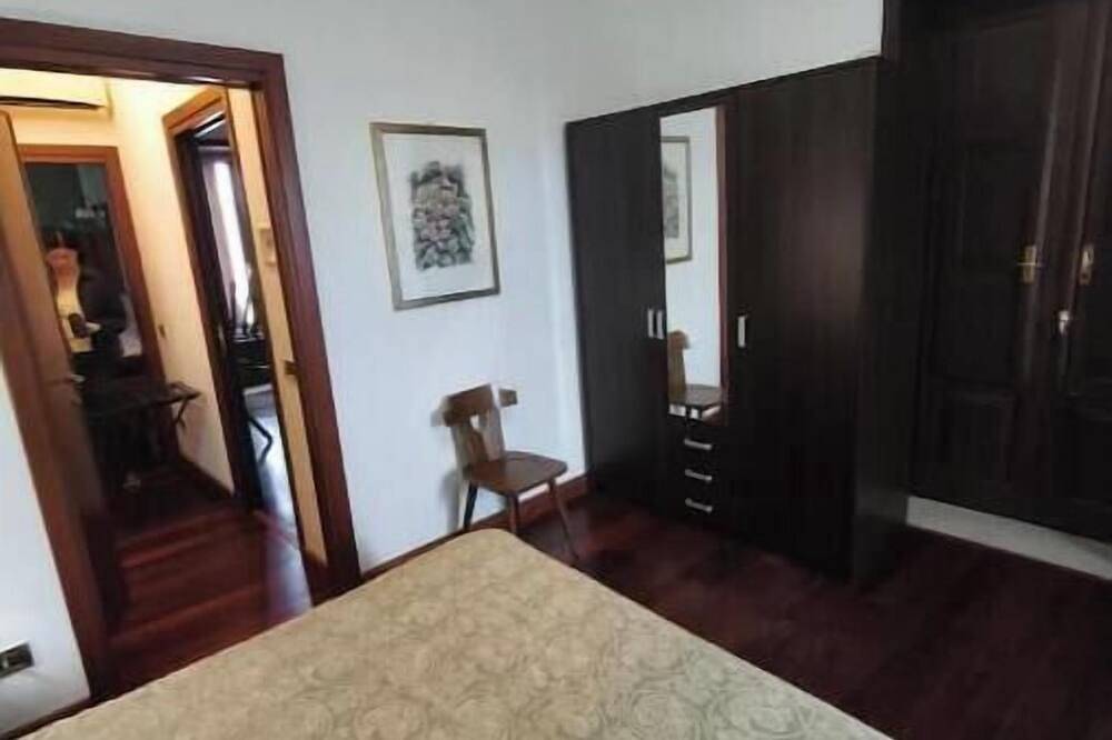 Apartamento entero, Talete Palace - Seafront Apartment with Terrace in the Historic Center in Siracusa, Provincia de Siracusa
