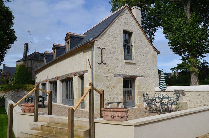 Gîte pour 8 personnes, avec piscine ainsi que jardin et terrasse - 1