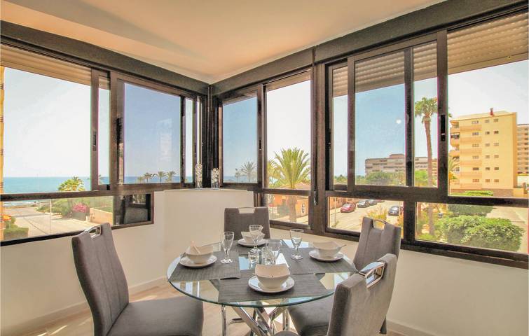 Ferienwohnung für 4 Personen, mit Terrasse in Torrevieja