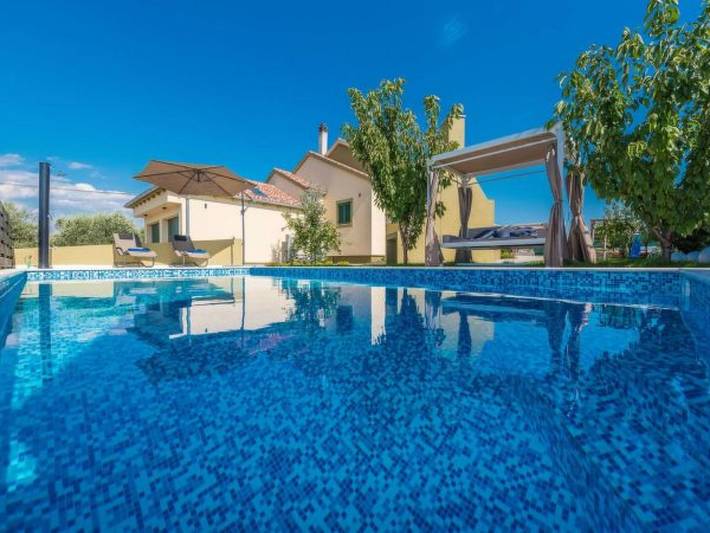 Ferienhaus für 10 Personen, mit Balkon und Sauna