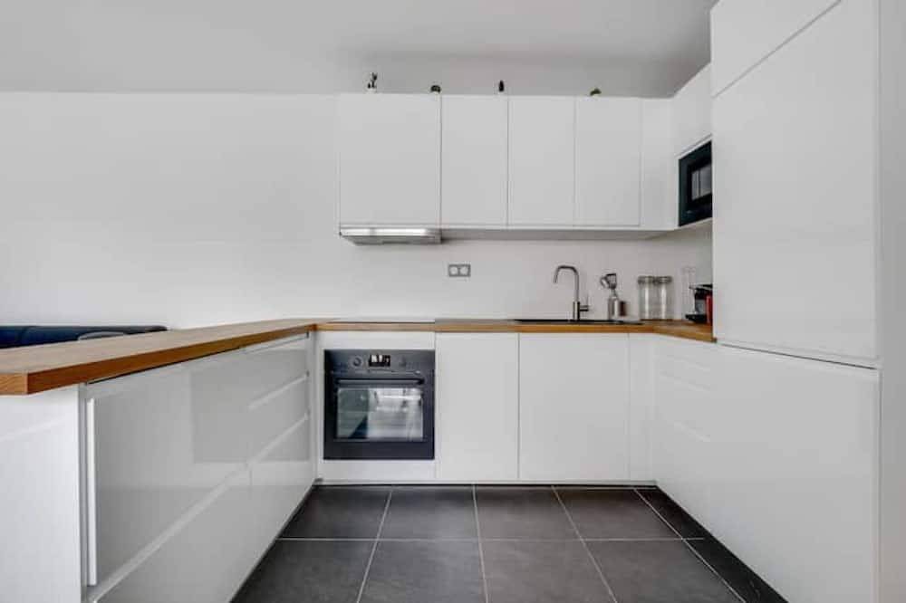 Entire apartment, Élégance en Banlieue Parisienne in Noisy-le-Sec, Seine-Saint-Denis