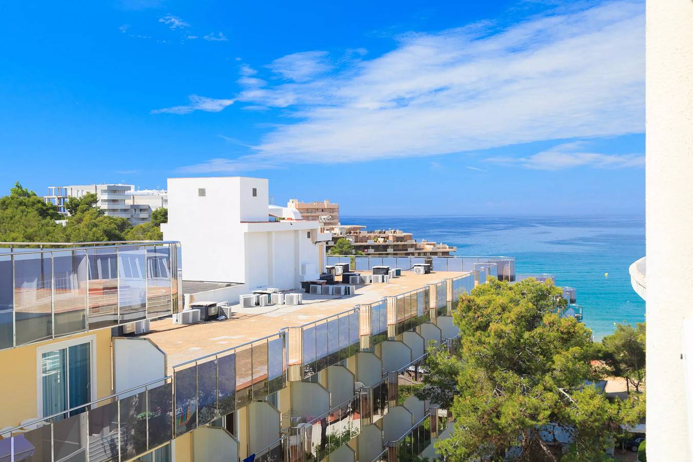 Studio entier, 602 Cala Forn Salou Vue latérale sur la mer et Accès direct à la plage in Cap Salou, Salou