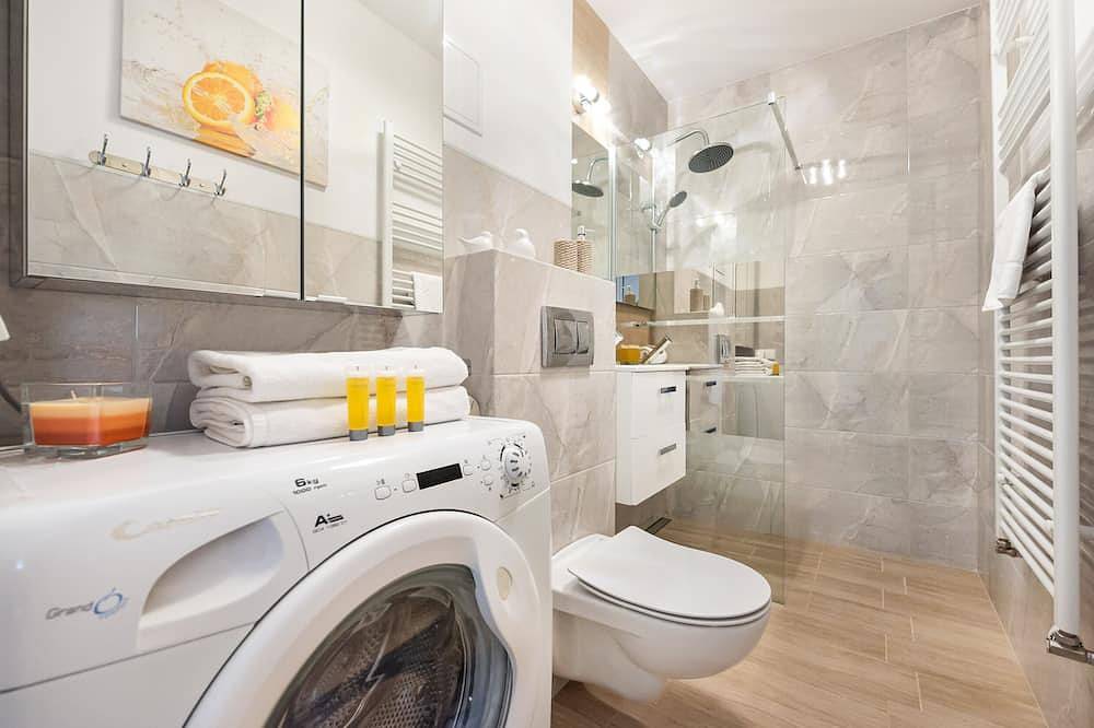 Entire apartment, Metro Zacisze Fausta House with Garden in Targówek, Warsaw