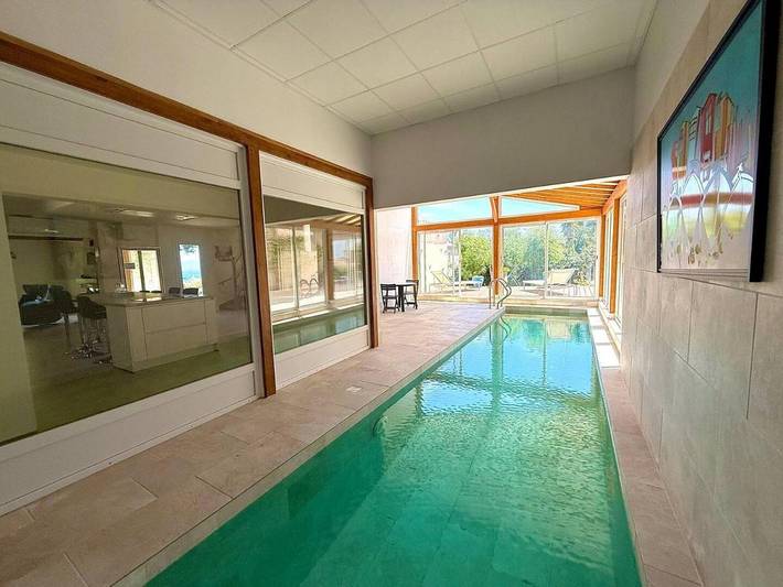 Villa voor 6 personen, with uitzicht and tuin as well as zwembad in La Madrague