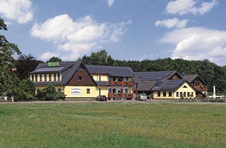 Hotel für 3 Personen, mit Balkon und Terrasse sowie Garten und Sauna