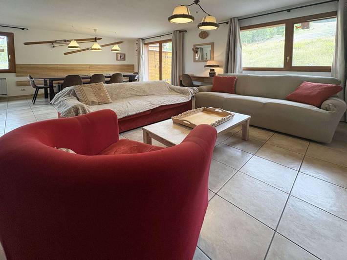 Chalet pour 10 personnes, avec Balcon et Terrasse ainsi que Piscine et Sauna à Les Orres