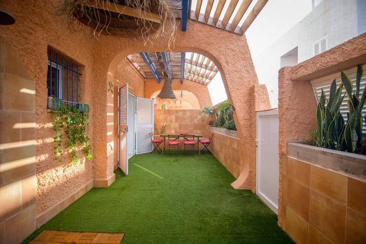 Apartamento para 4 personas, con balcón además de piscina y vistas en Vera Playa Naturista