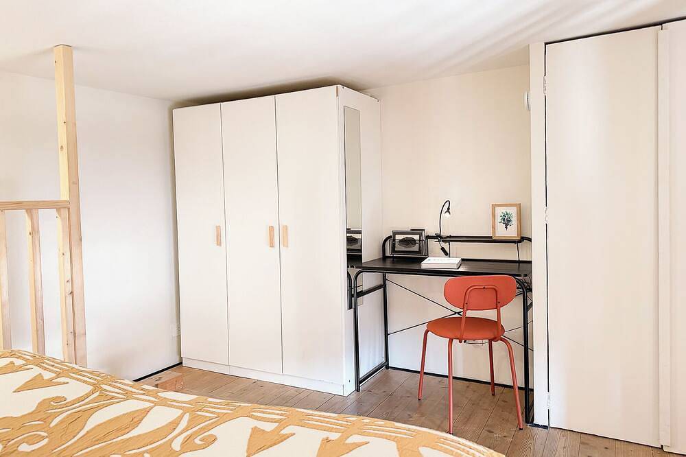 Appartamento intero, Loft in centro ad Ancona, perfetto per vacanze in famiglia o soggiorni di lavoro in Ancona (Italia), Riviera del Conero