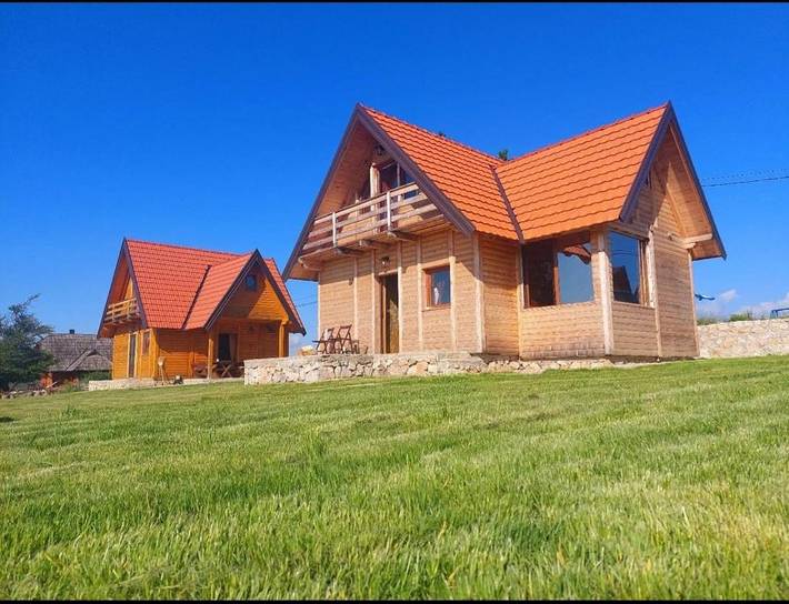 Chalet für 6 Personen, mit Ausblick und Terrasse - 1