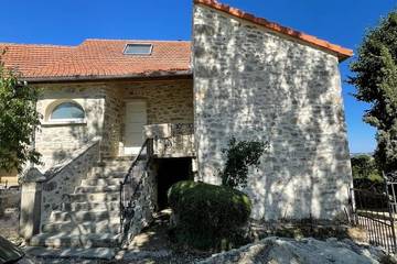 Location de vacances pour 8 personnes, animaux acceptés à Savignac