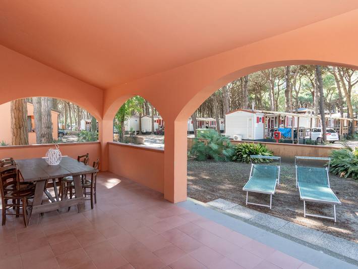 Location de vacances pour 6 personnes, avec bassin pour enfant ainsi que terrasse et sauna, animaux acceptés à Lido di Spina - 3