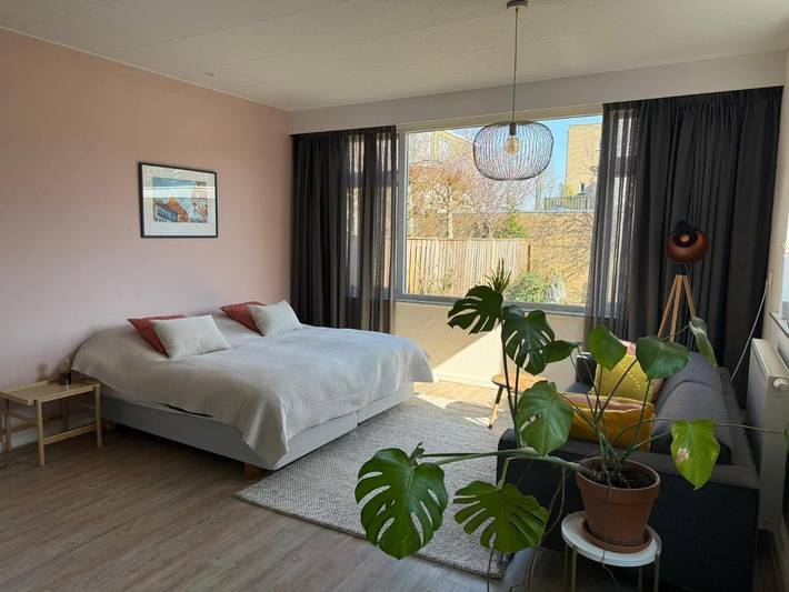 Vakantiewoning voor 2 personen, with Terras and Tuin as well as Uitzicht in Hoogeveen
