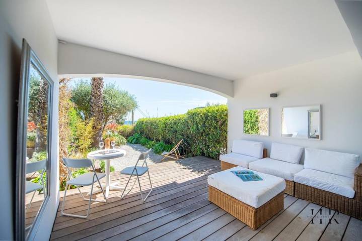 Appartement de vacances pour 2 personnes, avec terrasse ainsi que jardin et vue, animaux acceptés