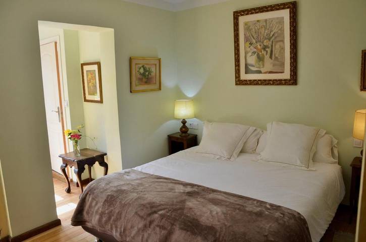 Casa rural para 3 personas, con terraza además de vistas y jardín en Parres - 3