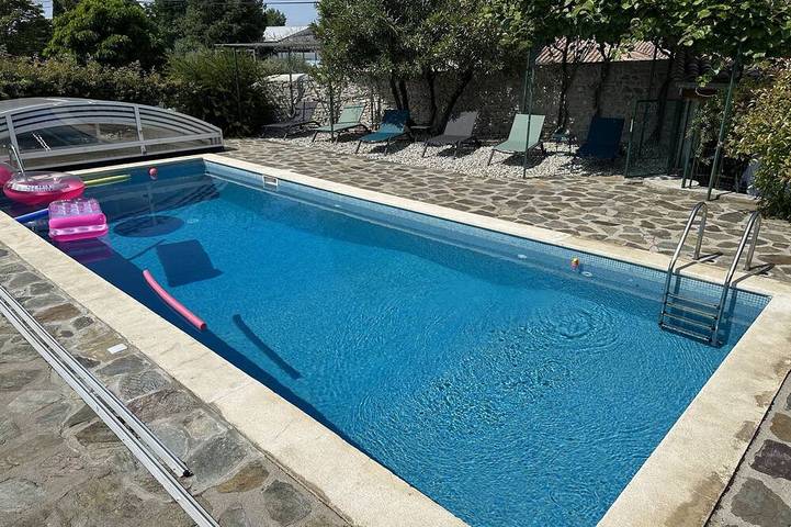 Villa for 20 people, with balcony and garden - 1