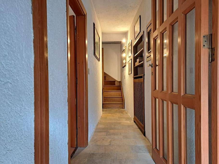 Four-Bedroom House in Rocca di Mezzo, Parco Naturale Regionale Sirente-Velino