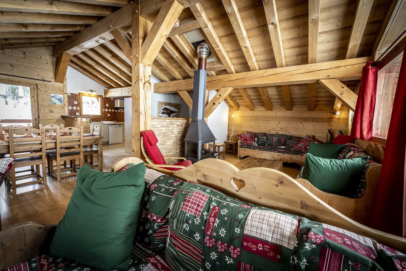 Chalet spacieux · Au pied des pistes · Accès jacuzzi - Pl-Mco-C in La Plagne, La Plagne-Tarentaise