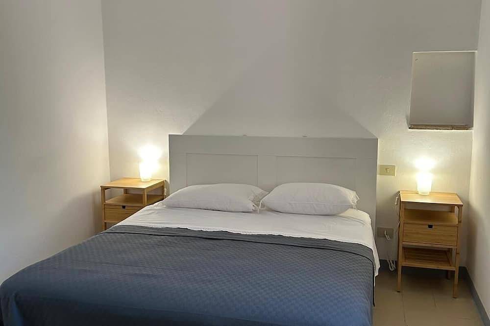 B&B \"Il Melograno\" cottage with private pool in Pistoia. in Pistoia, Pistoia Province