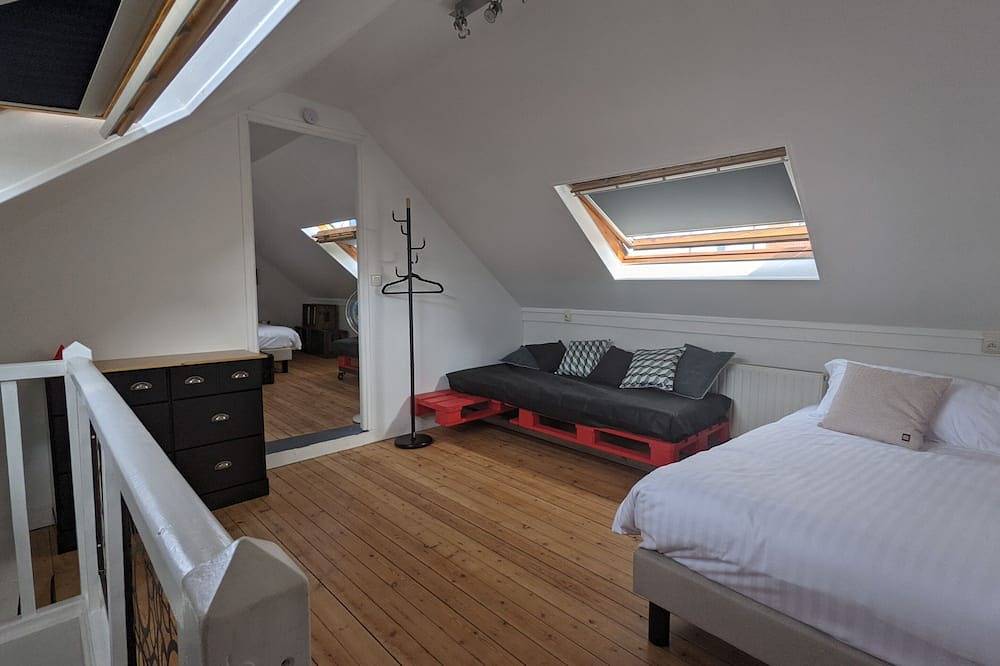 Gîte-Ciudad-Baño en la habitacion-Vista a la Ciudad in San Quintín (Aisne), Aisne