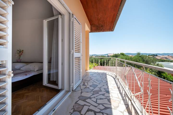 Ferienwohnung für 6 Personen, mit Balkon/Terrasse in Bibinje
