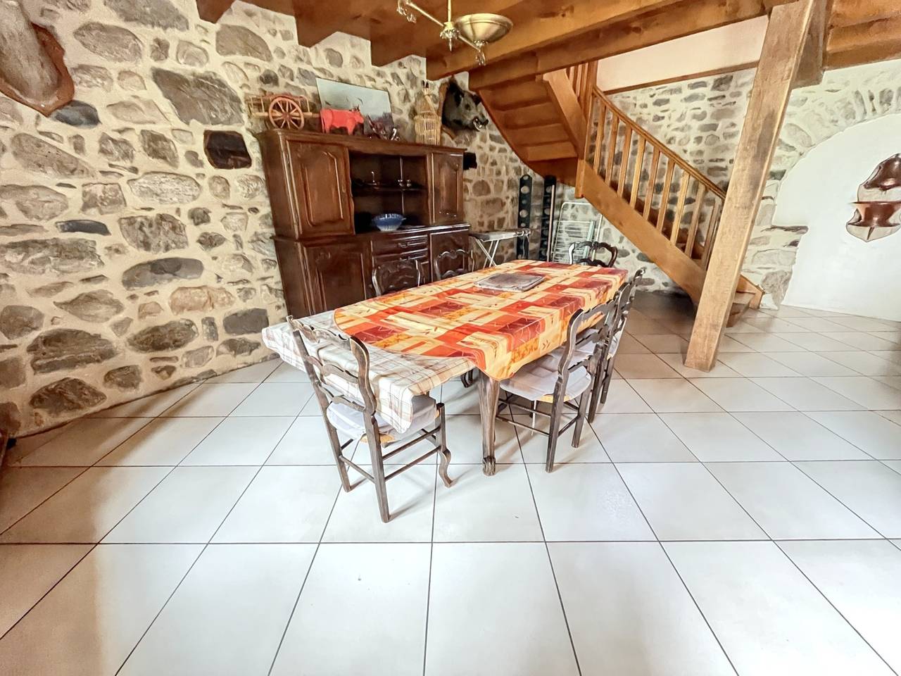 Maison cosy à Lanobre + Jardin in Lanobre, Parc naturel régional des Volcans d'Auvergne