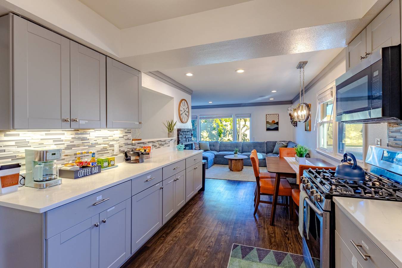 Brew City | Game Room | Fenced Yard | Sleeps 13! in Wauwatosa (Wisconsin), Condado de Milwaukee